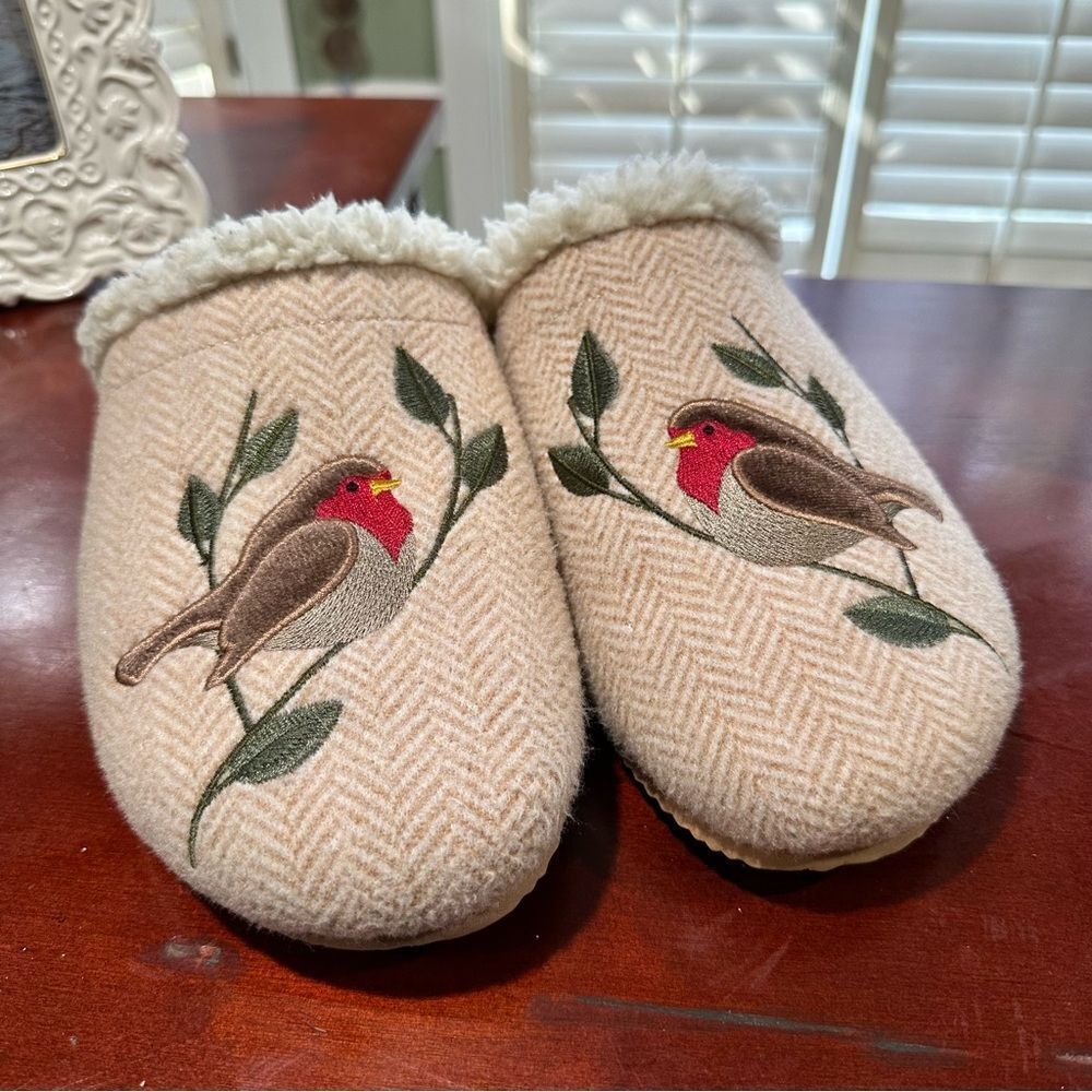 WOMEN'S SZ 9 LANDS' END EMBROIDERED RED CARDINALS SHERPA HOUSE SLIPPERSWOMEN'S